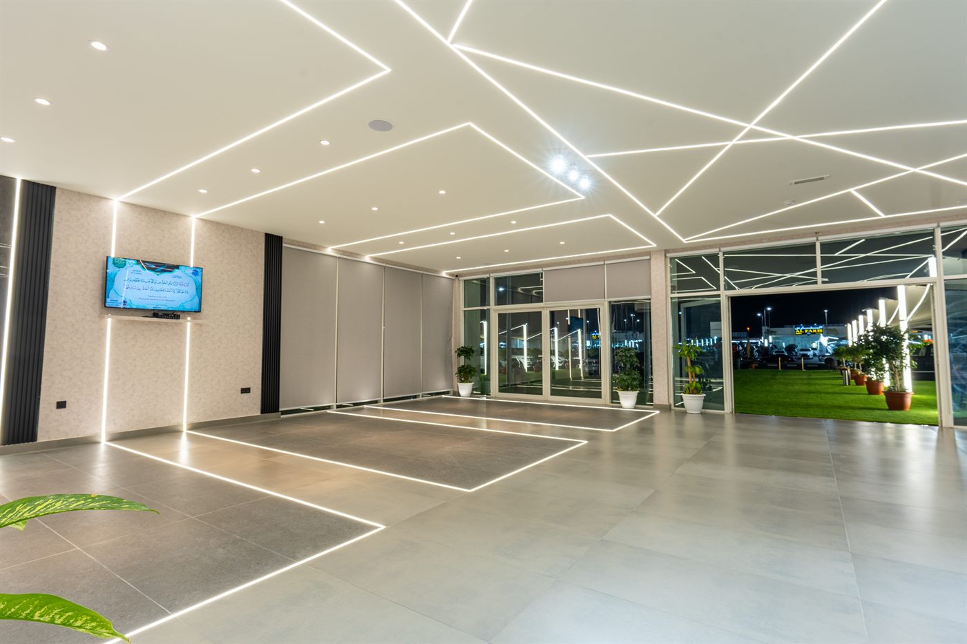 AlHoot Car Showroom &mdash; photo 3
